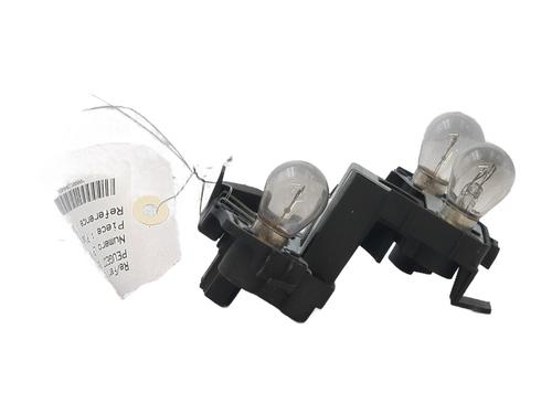 Used Lamp holder PEUGEOT 206 Hatchback (2A/C) 2.0 HDI 90 (90 hp) 32477940