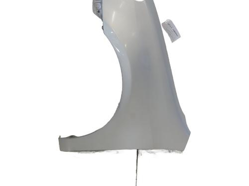 Used Left front fenders VW GOLF VI (5K1) 2.0 TDI (110 hp) 32491751