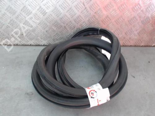 Rubber door seal CITROËN C3 II (SC_) 1.4 HDi 70 (SC8HZC, SC8HR0, SC8HP4) | BP29253621C142 