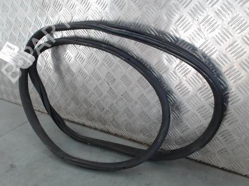 Rubber door seal CITROËN C3 III (SX) 1.2 PureTech 82 | BP29187882C142 