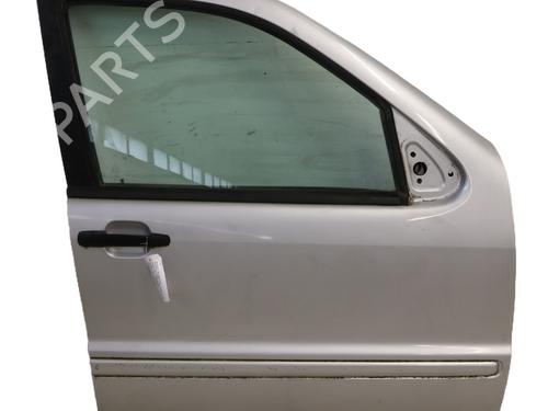 Dør højre fortil MERCEDES-BENZ M-CLASS (W163) ML 270 CDI (163.113) (163 hp) 24311590