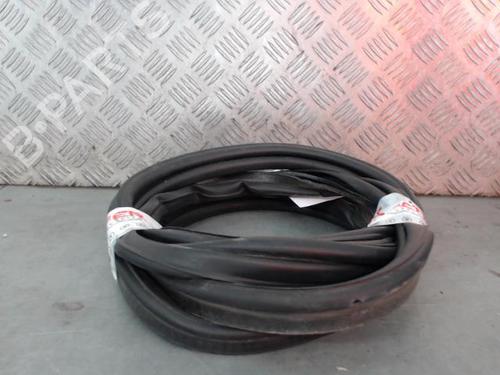 Gummiliste CITROËN C3 II (SC_) 1.4 HDi 70 (SC8HZC, SC8HR0, SC8HP4) | BP33615419C142 - Image 2