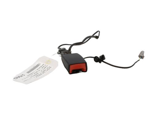 Used Seat buckle FIAT DOBLO Cargo (263_) 1.3 D Multijet (90 hp) 30135737