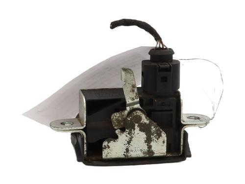 Tailgate lock VW GOLF V (1K1) 1.9 TDI | BP31582526C101 