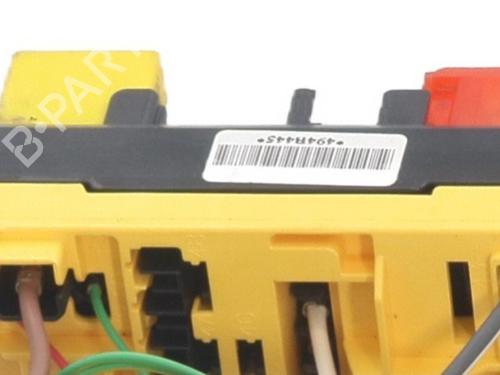 Used Fuse box Fuse box PEUGEOT 308 SW II (LC_, LJ_, LR_, LX_, L4_) 1.6 BlueHDi 120 (120 hp) 33174804 33174804