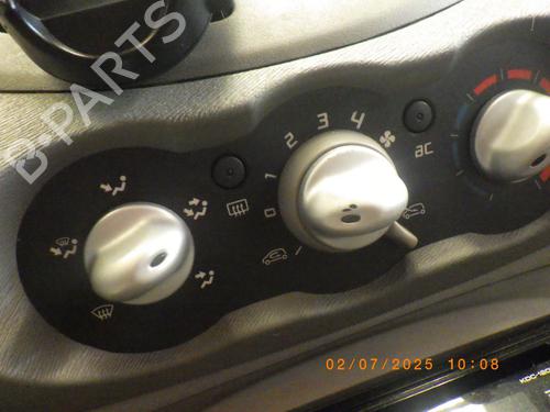 Front right seatbelt RENAULT TWINGO II (CN0_) 1.2 (CN0D) | BP29519765I25 - Image 9