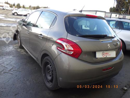Used Parts PEUGEOT 208 I (CA_, CC_) 1.6 VTi 2207338