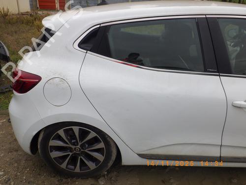 Used Right rear door RENAULT CLIO V (B7_) 1.6 E-TECH 140 (B7MU) (140 hp) 30379339
