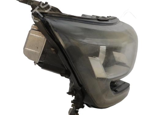 Right headlight RENAULT MEGANE IV Hatchback (B9A/M/N_) 1.5 dCi 110 (B9A3) | BP29070838C29