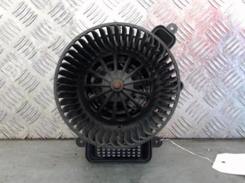 Used Heater blower motor PEUGEOT 3008 I MPV (0U_) 2.0 HDi 150 / BlueHDi 150 (150 hp) 26200271