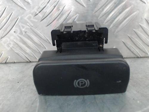 Used Switch PEUGEOT 3008 I MPV (0U_) 1.6 HDi (112 hp) 23050853