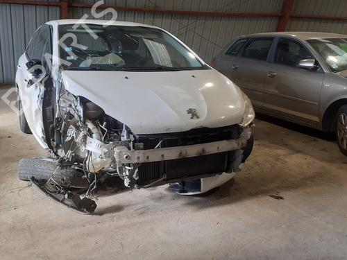 Brugte PEUGEOT 208 I (CA_, CC_) 1.6 HDi / BlueHDi 75 4923088