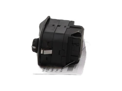 Used Left front window switch Left front window switch PEUGEOT 206 Hatchback (2A/C) 1.4 HDi eco 70 (68 hp) 27657722 27657722