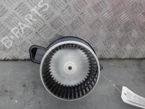 Used Heater blower motor LANCIA YPSILON (312_) 0.9 TwinAir (312.PXG11, 312.PXG1A, 312.YXG11, 312.YXG1A) (86 hp) 30361044