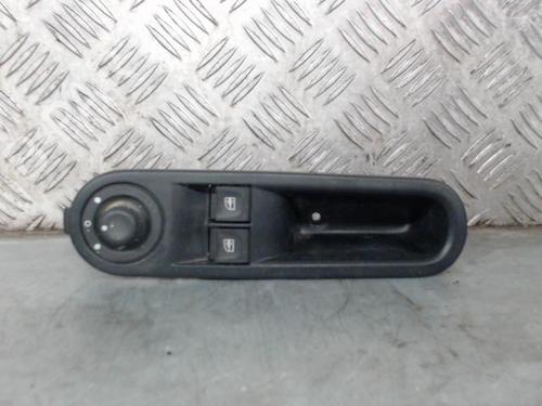 Used Left front window switch RENAULT TWINGO III (BCM_, BCA_) 1.0 SCe 65 (BCMJ) (65 hp) 30159226