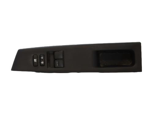 Used Left front window switch TOYOTA YARIS (_P13_) 1.3 (NSP130_, NSP130) (99 hp) 29073517