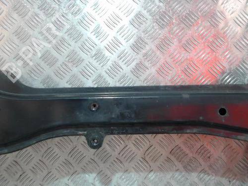 crossmember-renault-megane-iv-hatchback-b9amn_-2015-30647945 main image