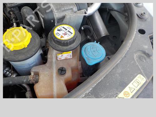 Used Expansion tank LAND ROVER DISCOVERY III (L319) 2.7 TD 4x4 (190 hp) 23047850