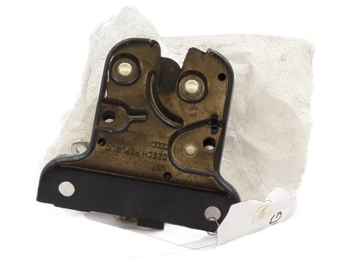 Used Tailgate lock AUDI A3 (8P1) 1.9 TDI (105 hp) 30960199