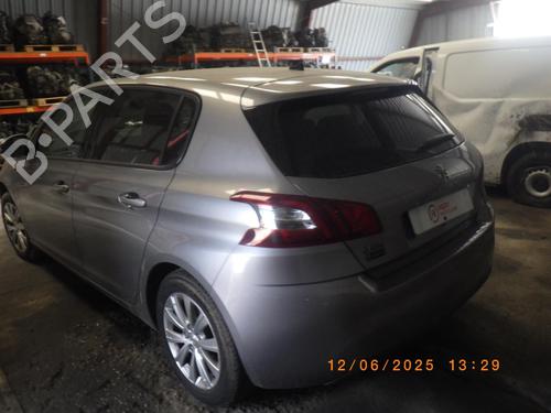 Used Left taillight PEUGEOT 308 II (LB_, LP_, LW_, LH_, L3_) 1.2 THP 110 (110 hp) 28385518