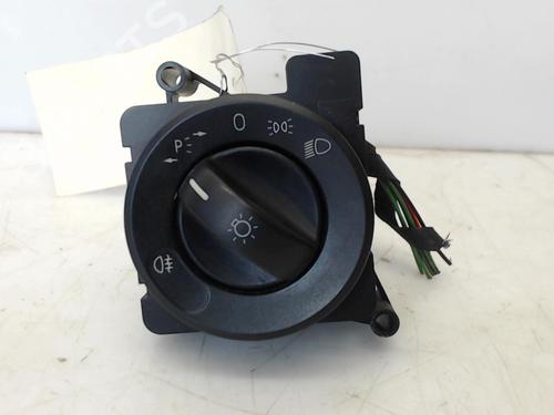 Used Headlight switch MERCEDES-BENZ SPRINTER 3,5-t Van (B906) 313 CDI (906.631, 906.633, 906.635, 906.637) (129 hp) 23047454