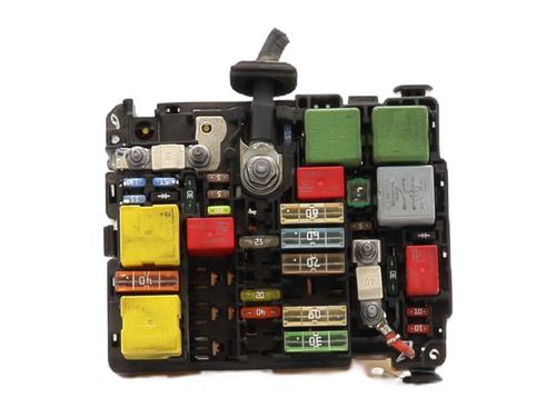 Used Fuse box PEUGEOT 208 I (CA_, CC_) 1.6 HDi / BlueHDi 75 (75 hp) 27176910