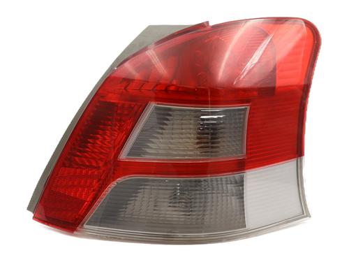 Used Right taillight TOYOTA YARIS (_P9_) 1.4 D-4D (NLP90_, NLP90R) (90 hp) 31189136