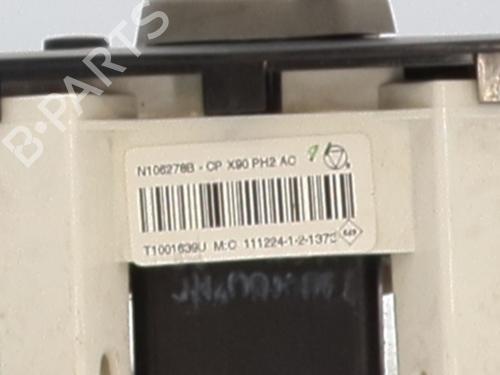 climate-control-dacia-sandero-2008-31951817 main image