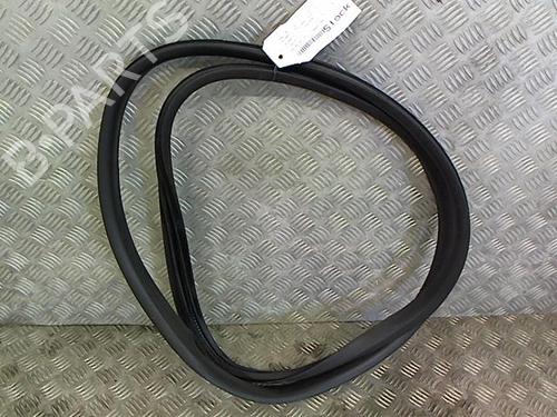 rubber-door-seal-renault-rafale-coupe-dgm_-2023-23053104 main image