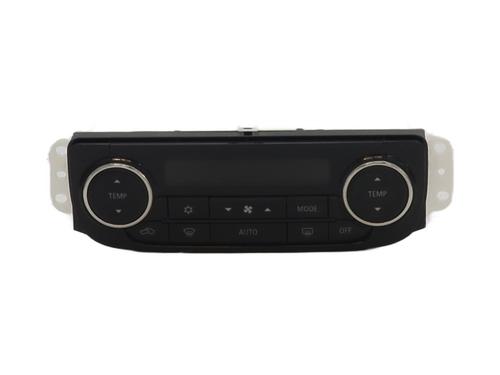 Commande Chauffage MITSUBISHI OUTLANDER III (GG_W, GF_W, ZJ, ZL, ZK) 2.2 Di-D 4WD (GF6W) (150 hp) 32764802