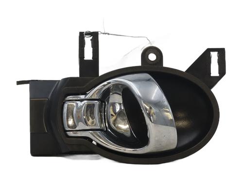 front-right-interior-door-handle-nissan-juke-f15-2010-2011-2012-2013-2014-2015-2016-2017-2018-2019-32477972 main image