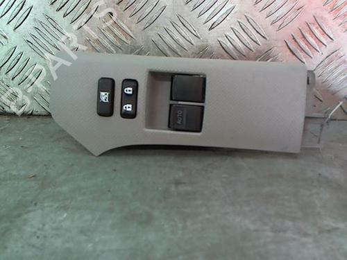 Used Left front window switch TOYOTA YARIS (_P9_) 1.4 D-4D (NLP90_, NLP90R) (90 hp) 23839904
