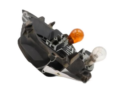 Used Lamp holder Lamp holder PEUGEOT 208 I (CA_, CC_) 1.0 VTi (68 hp) 32024313 32024313