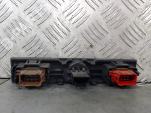 Used Warning switch Warning switch RENAULT CLIO II (BB_, CB_) 1.5 dCi (B/CB07) (65 hp) 24815977 24815977