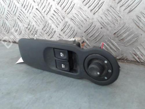 Used Left front window switch Left front window switch RENAULT MODUS / GRAND MODUS (F/JP0_) 1.4 (JP01, JP0J) (98 hp) 29934993 29934993