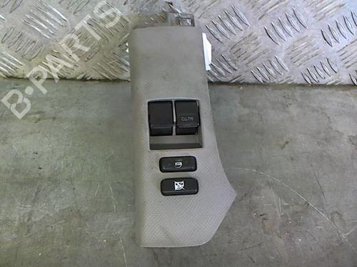 Used Left front window switch TOYOTA YARIS (_P9_) 1.4 D-4D (NLP90_, NLP90R) (90 hp) 23052682