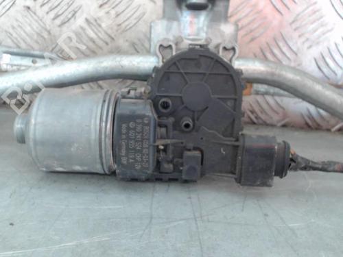 Used Front wiper motor Front wiper motor VW POLO IV (9N_, 9A_) 1.4 TDI (75 hp) 27356531 27356531