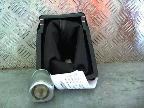 Used Shift knob Shift knob PEUGEOT 308 II (LB_, LP_, LW_, LH_, L3_) 2.0 BlueHDi 150 (150 hp) 23835887 23835887