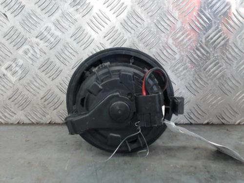Heater blower motor PEUGEOT 208 I (CA_, CC_) 1.4 HDi | BP27633474M62