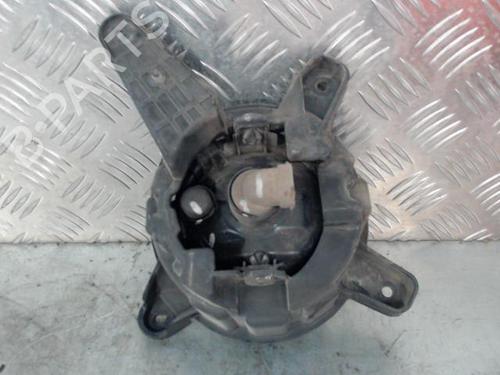 Right front fog light KIA SPORTAGE II (JE_, KM_) 2.0 CRDi 4WD | BP23838415C31 