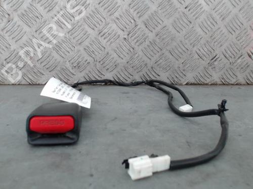 Used Seat buckle NISSAN JUKE (F15) 1.5 dCi (110 hp) 30439894