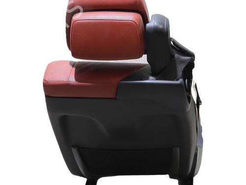 Right front seat BMW 3 Convertible (E93) 320 i | BP38164153C16 - Image 3