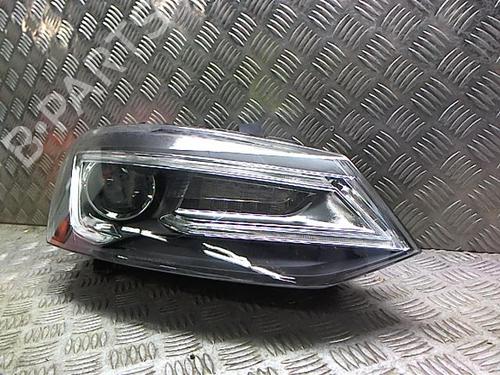 Used Right headlight VW POLO V (6R1, 6C1) 1.6 TDI (90 hp) 23051060