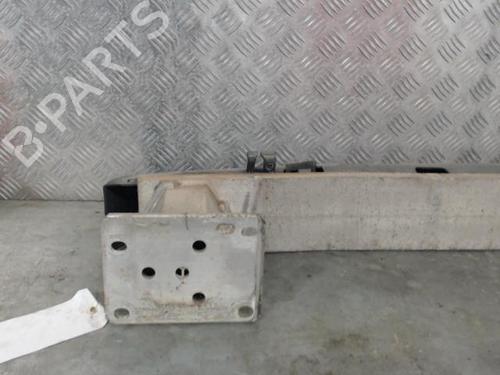 Used Front bumper reinforcement Front bumper reinforcement 24476143 24476143