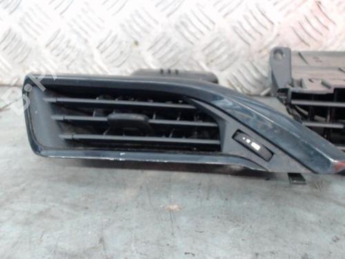 Used Air vent Air vent PEUGEOT 208 I (CA_, CC_) 1.6 HDi (92 hp) 26153377 26153377