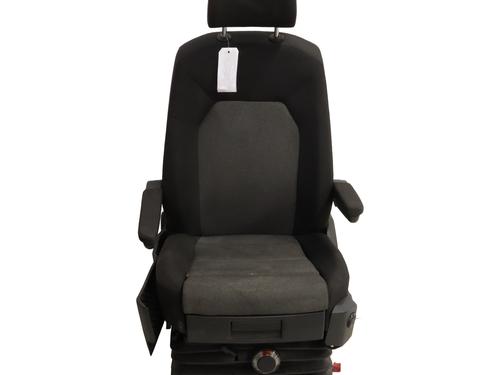 Used Left front seat VW CRAFTER Van (SY_, SX_) 2.0 TDI FWD (SYB, SYC, SYD) (140 hp) 31927181