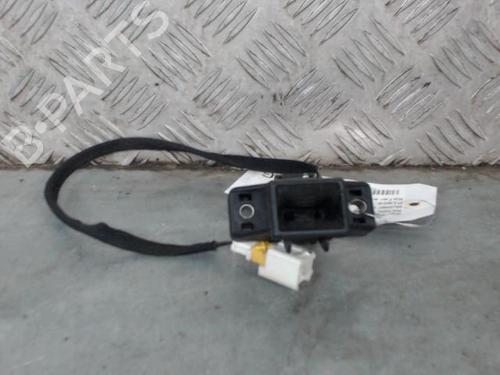 Used Tailgate lock RENAULT CLIO II (BB_, CB_) 1.5 dCi (B/CB07) (65 hp) 30097184