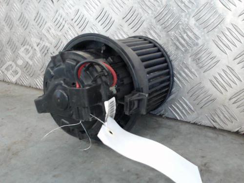 Heater blower motor PEUGEOT 208 I (CA_, CC_) 1.4 HDi | BP27633474M62