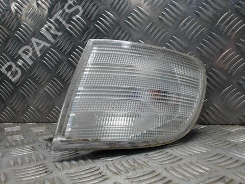 Used Left front indicator MERCEDES-BENZ V-CLASS (638/2) V 220 CDI (638.294) (122 hp) 23048191