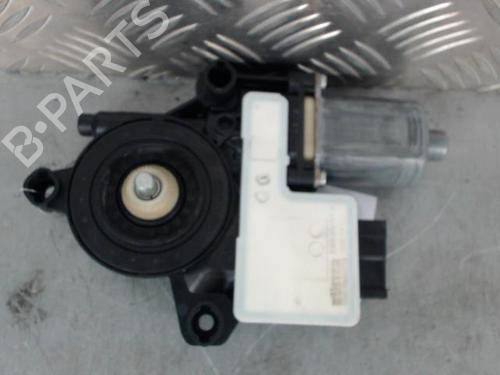 Portierruitmotor linksvoor VW POLO VI (AW1, BZ1, AE1) 1.6 TDI (95 hp) 23050664